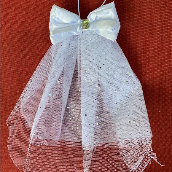 Small pet wedding dress + veil π3 items for $20π - Picture 6 of 7
